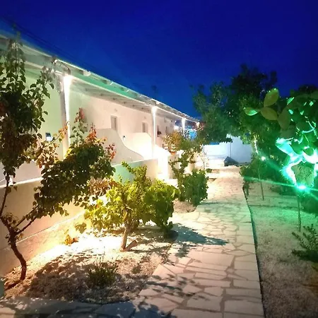 Naxos Beachwalk *